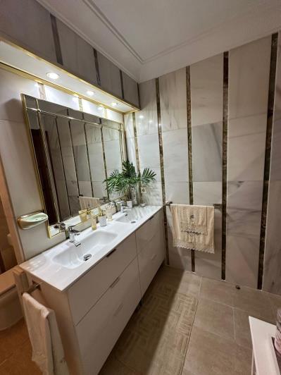 Image No.18-3 Bed Apartment for sale