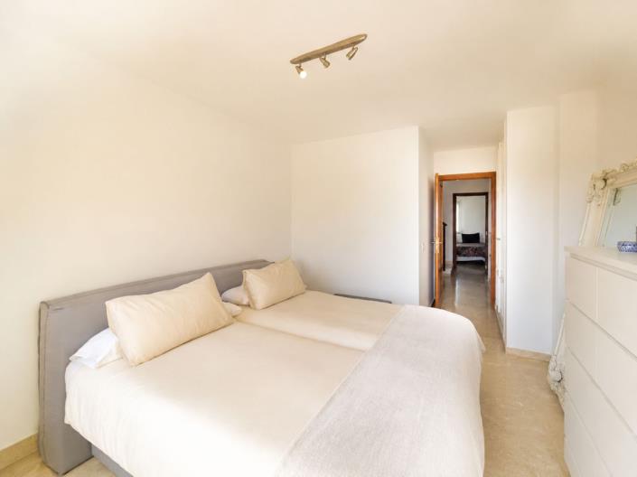 Image No.6-3 Bed Duplex for sale