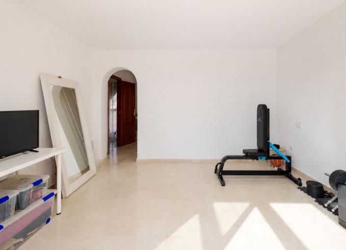Image No.8-3 Bed Duplex for sale