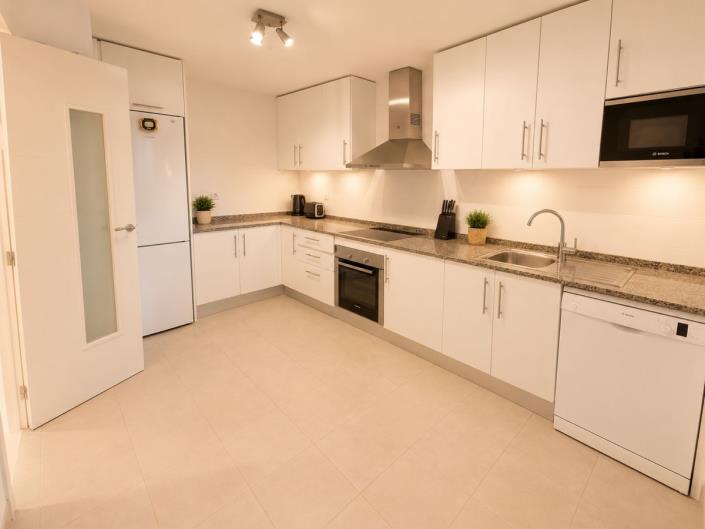 Image No.21-2 Bed Apartment for sale