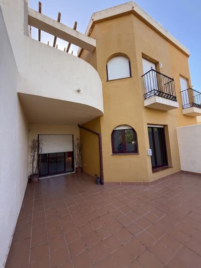 Image No.3-3 Bed Townhouse for sale