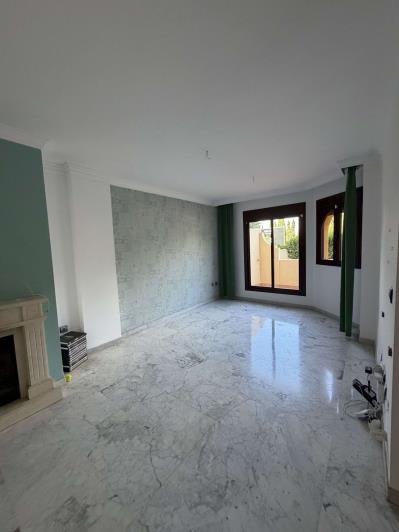 Image No.13-3 Bed Townhouse for sale