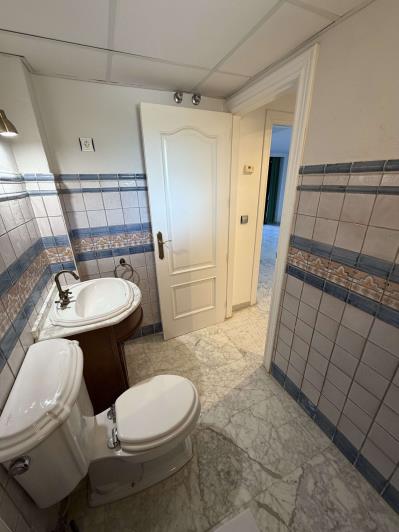 Image No.16-3 Bed Townhouse for sale