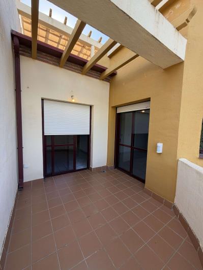 Image No.37-3 Bed Townhouse for sale
