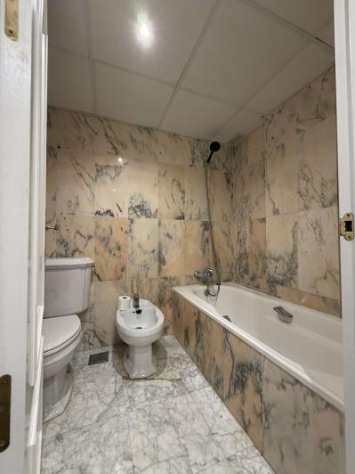 Image No.40-3 Bed Townhouse for sale