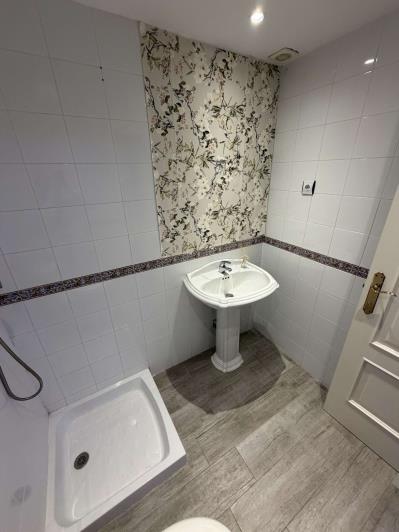 Image No.55-3 Bed Townhouse for sale