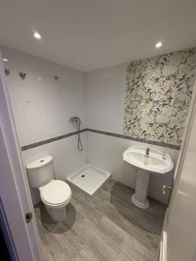 Image No.56-3 Bed Townhouse for sale