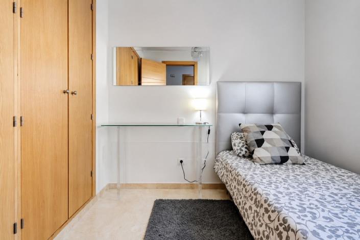 Image No.15-2 Bed Apartment for sale
