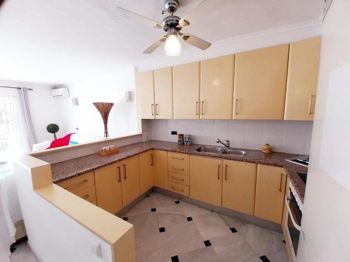 Image No.5-4 Bed Townhouse for sale