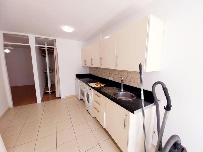 Image No.33-4 Bed Townhouse for sale