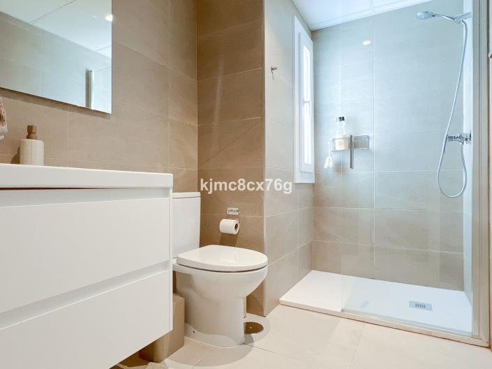 Image No.9-3 Bed Apartment for sale