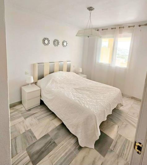 Image No.12-3 Bed Apartment for sale