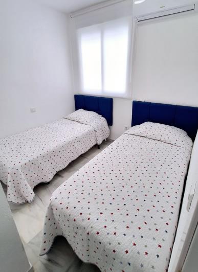 Image No.18-3 Bed Apartment for sale