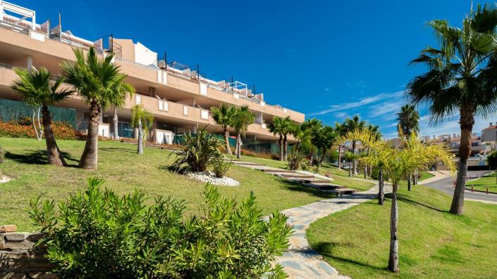 Image No.22-3 Bed Apartment for sale