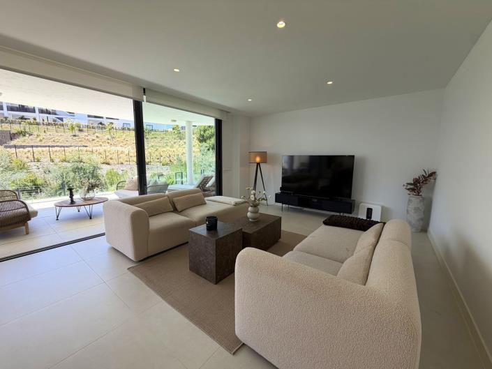 Image No.23-3 Bed Apartment for sale