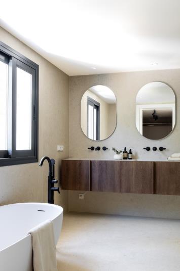 Image No.30-4 Bed House/Villa for sale