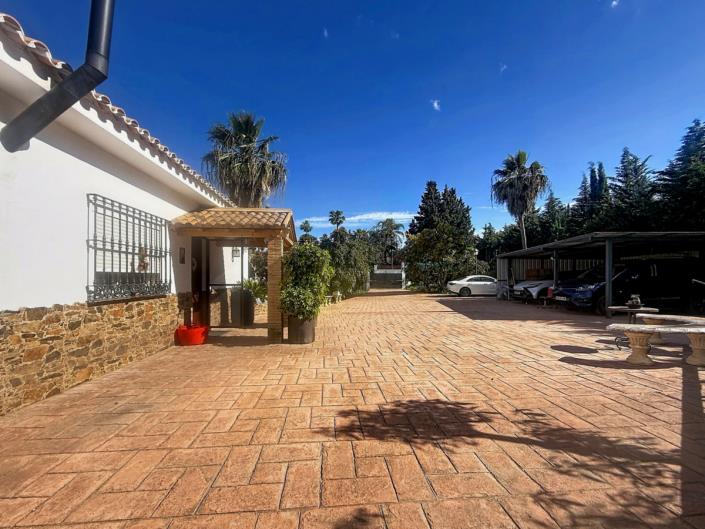 Image No.36-3 Bed Finca for sale