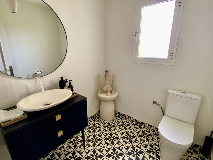 Image No.29-4 Bed Villa / Detached for sale