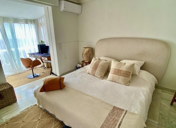 Image No.33-4 Bed Villa / Detached for sale