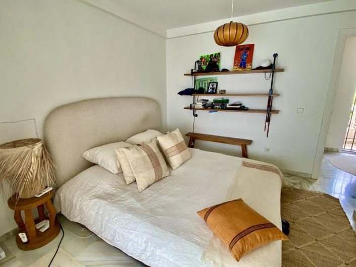 Image No.34-4 Bed Villa / Detached for sale