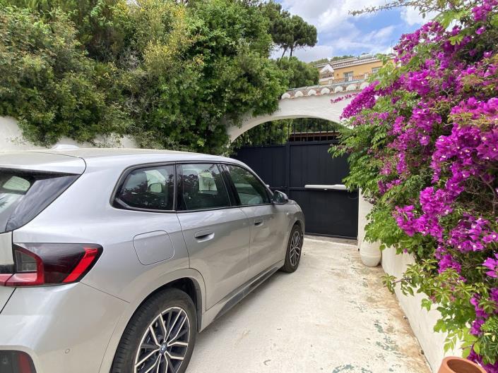 Image No.41-4 Bed Villa / Detached for sale