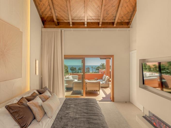 Image No.10-3 Bed Duplex for sale