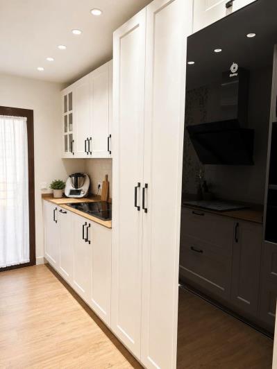 Image No.21-3 Bed Apartment for sale