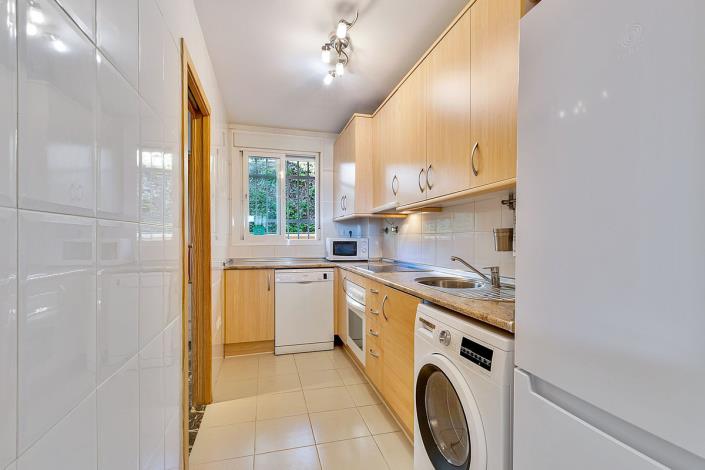 Image No.5-2 Bed Apartment for sale
