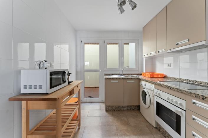 Image No.6-2 Bed Apartment for sale