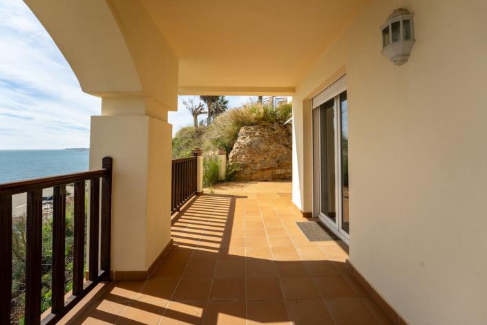 Image No.25-2 Bed Apartment for sale