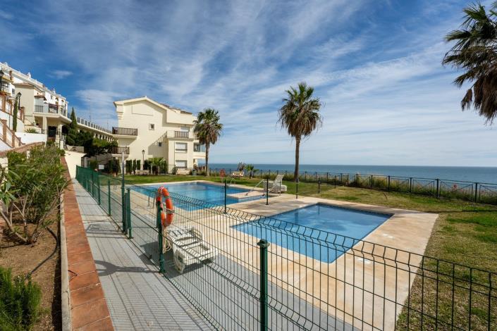 Image No.30-2 Bed Apartment for sale