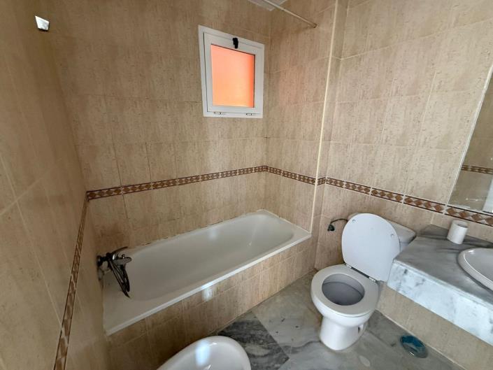 Image No.21-2 Bed Apartment for sale