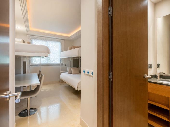 Image No.23-3 Bed Apartment for sale