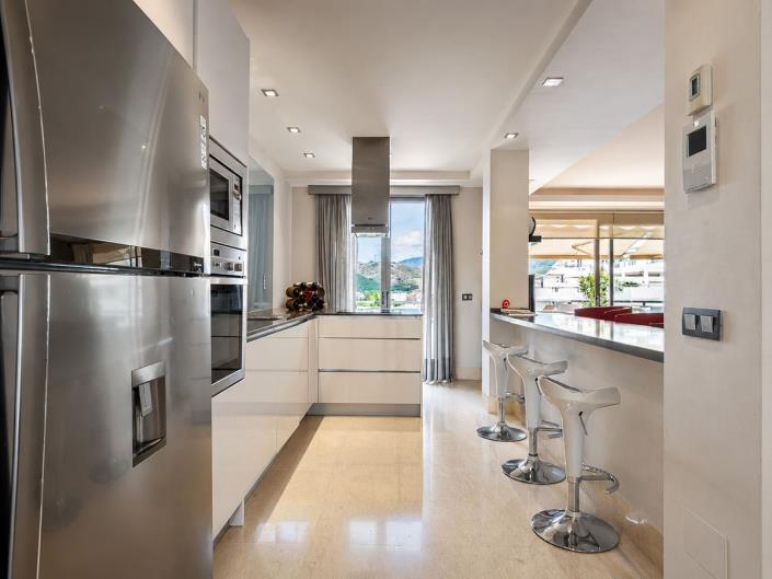 Image No.30-3 Bed Apartment for sale