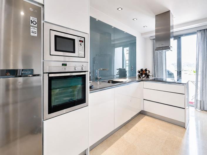 Image No.32-3 Bed Apartment for sale