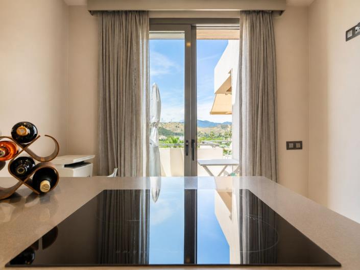 Image No.35-3 Bed Apartment for sale