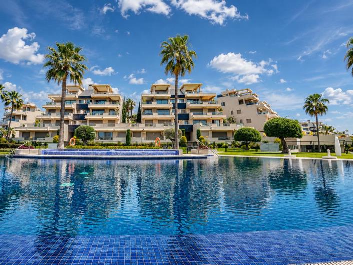 Image No.53-3 Bed Apartment for sale
