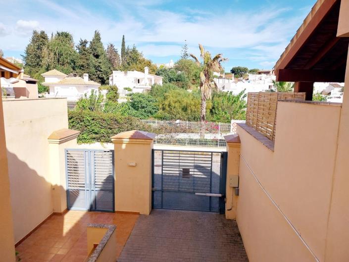 Image No.7-4 Bed Townhouse for sale