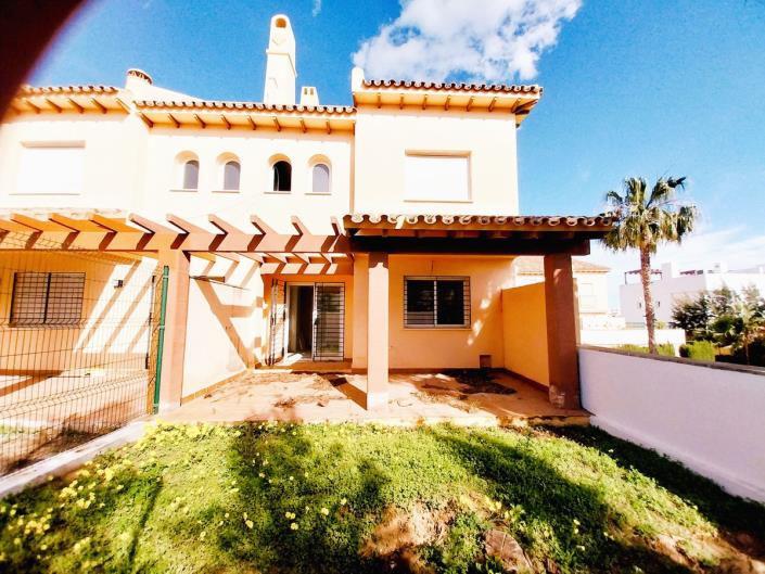 Image No.18-4 Bed Townhouse for sale
