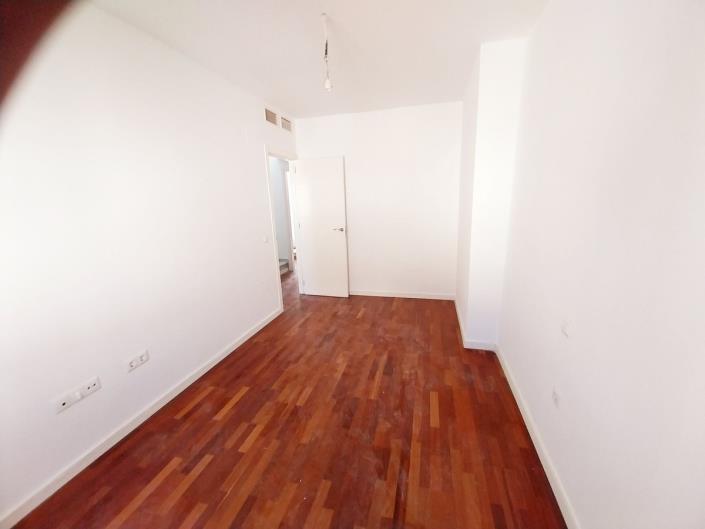 Image No.43-4 Bed Townhouse for sale