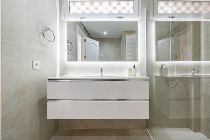 Image No.16-2 Bed Apartment for sale