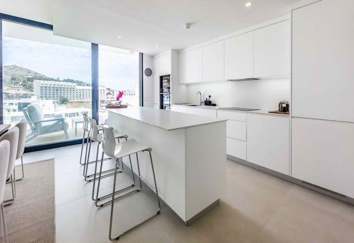 Image No.10-2 Bed Apartment for sale