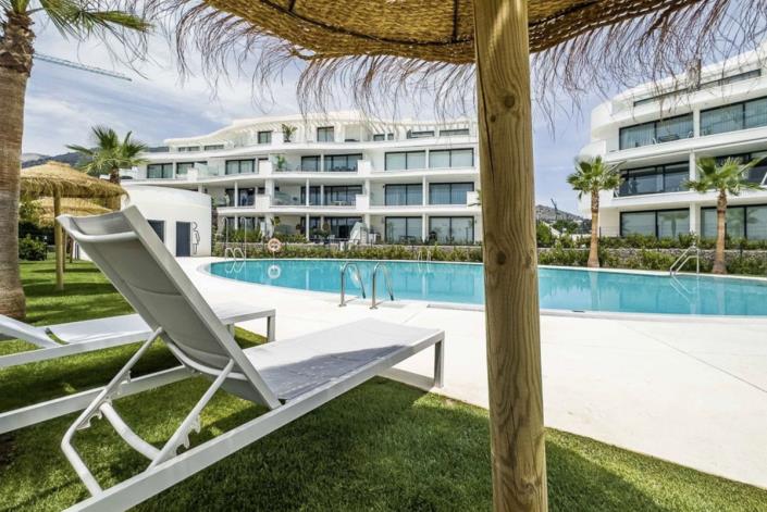 Image No.26-2 Bed Apartment for sale