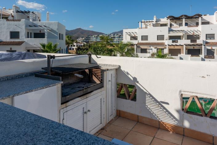 Image No.50-3 Bed Townhouse for sale
