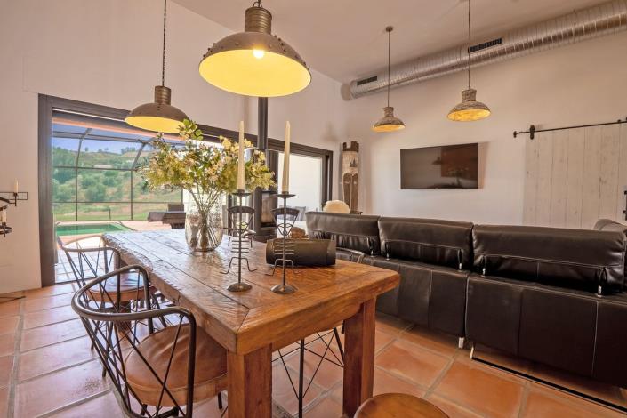 Image No.19-3 Bed Villa / Detached for sale