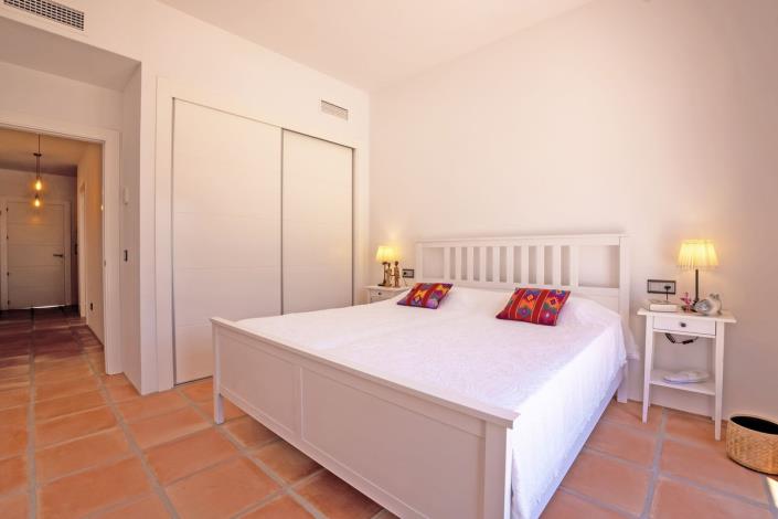 Image No.22-3 Bed Villa / Detached for sale