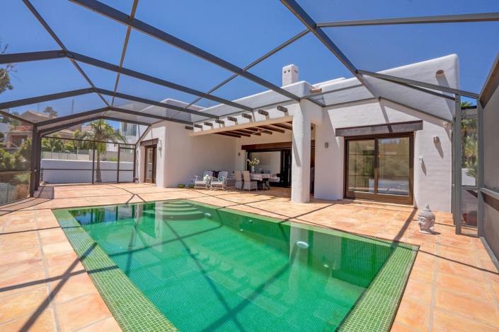 Image No.35-3 Bed Villa / Detached for sale