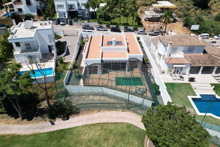 Image No.42-3 Bed Villa / Detached for sale