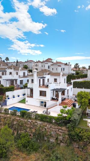 Image No.32-Villa / Détaché de 4 chambres à vendre à Estepona