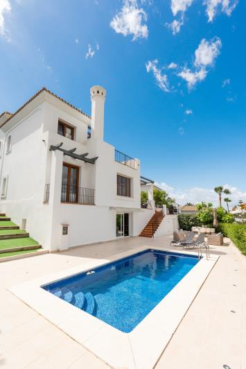 Image No.34-Villa / Détaché de 4 chambres à vendre à Estepona